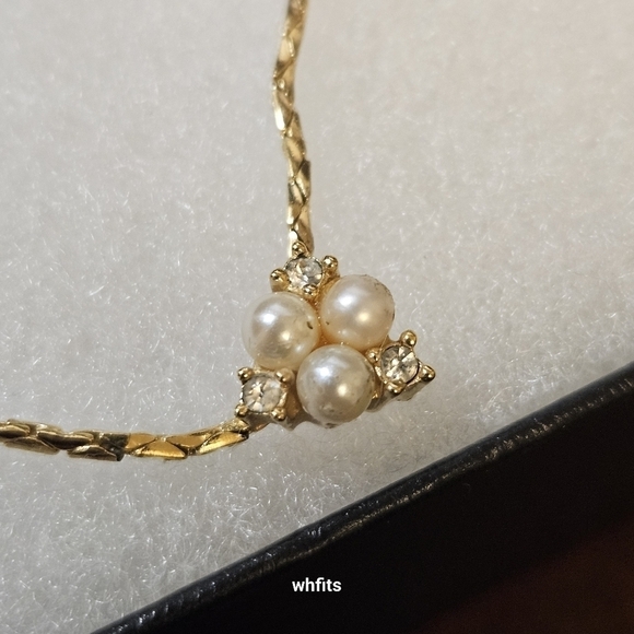 Christian Dior Rhinestone Pearl Gold Tone Pendant Necklace - Picture 2 of 4